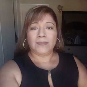 Meet your Posher, Elvira